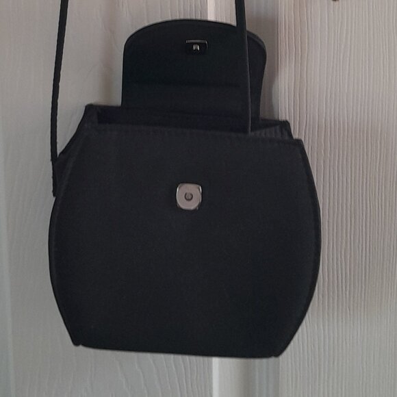 Liz Claiborne Hobo Crossbody Mini Bag - Picture 3 of 6